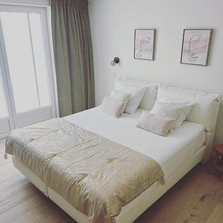 Mina En Family Bed And Breakfast Meise Exteriör bild